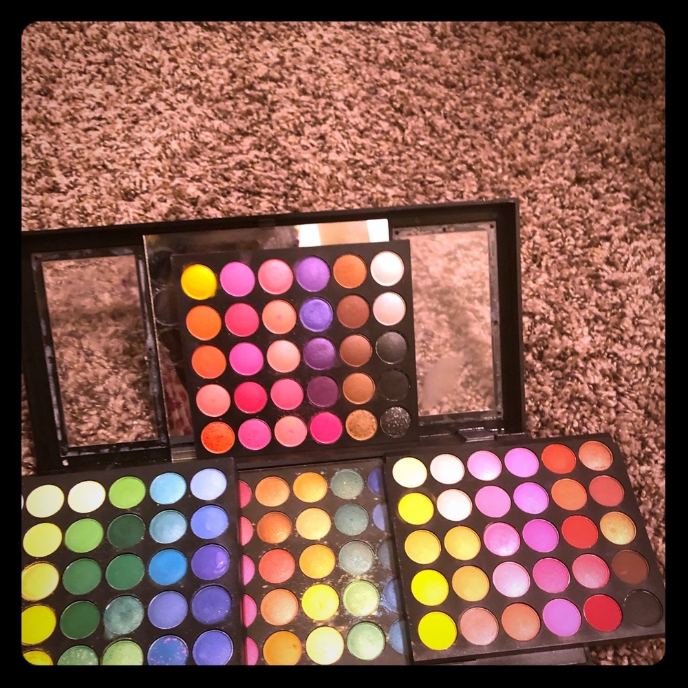 SHANY palette for Matte eyeshadow
